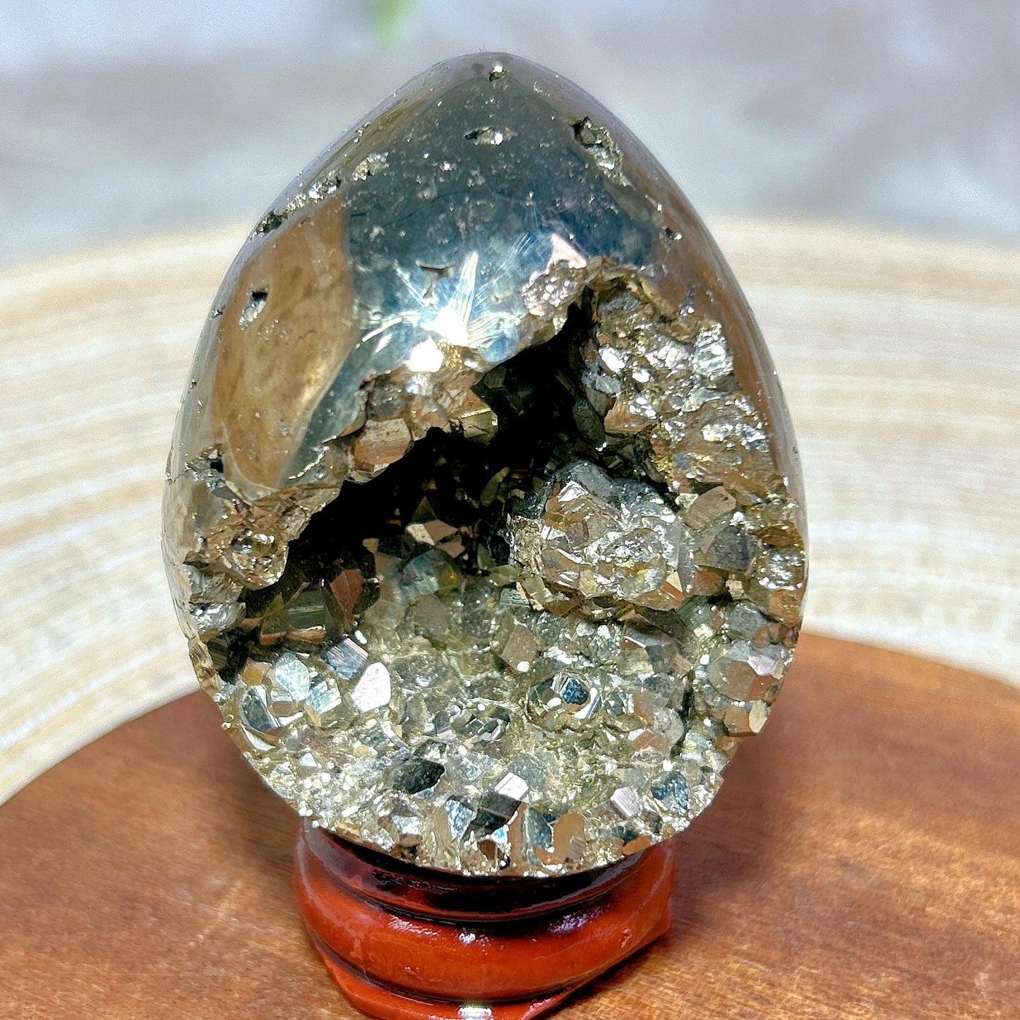 AURIXS Inner Vault™ – Pyrite Geode Egg