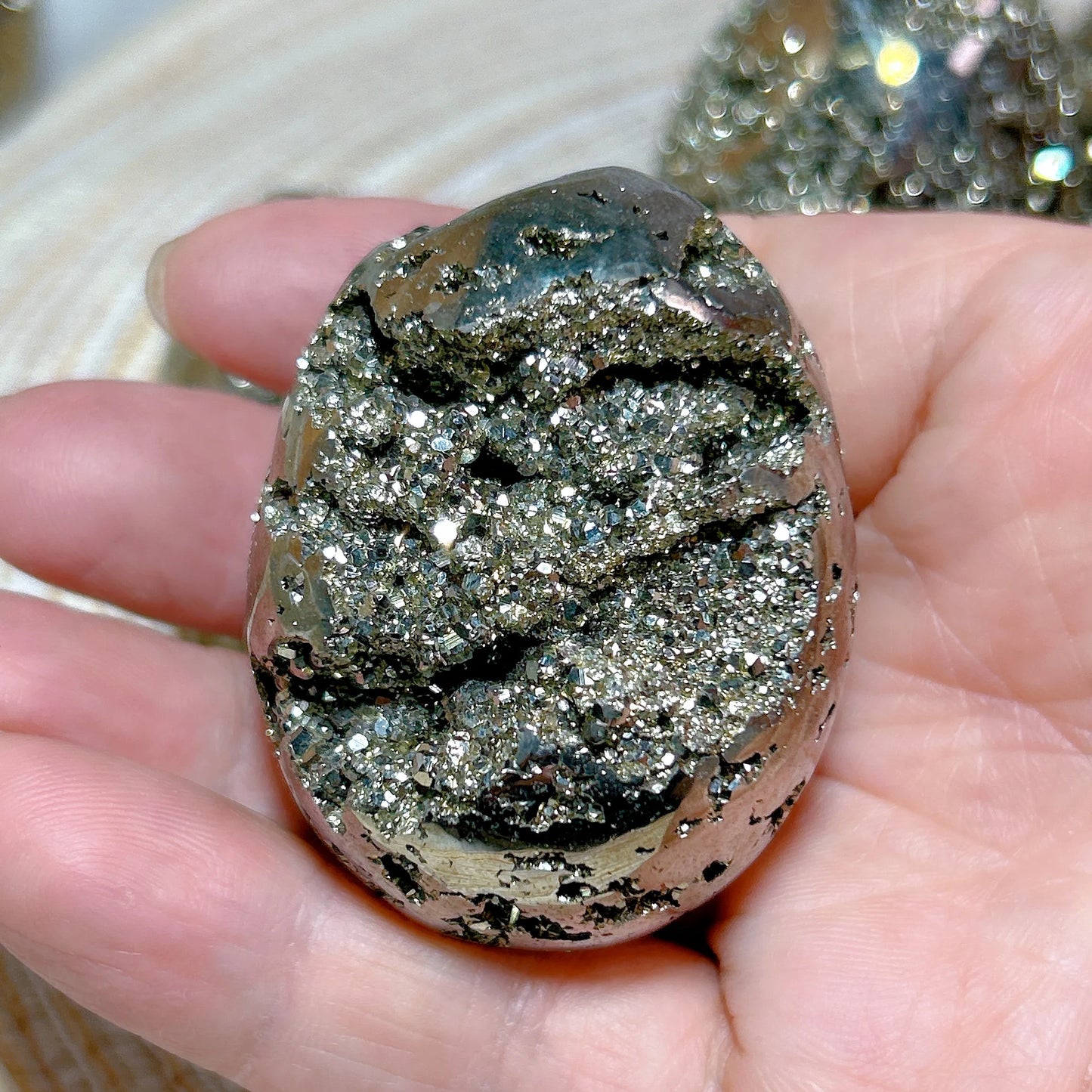 AURIXS Inner Vault™ – Pyrite Geode Egg